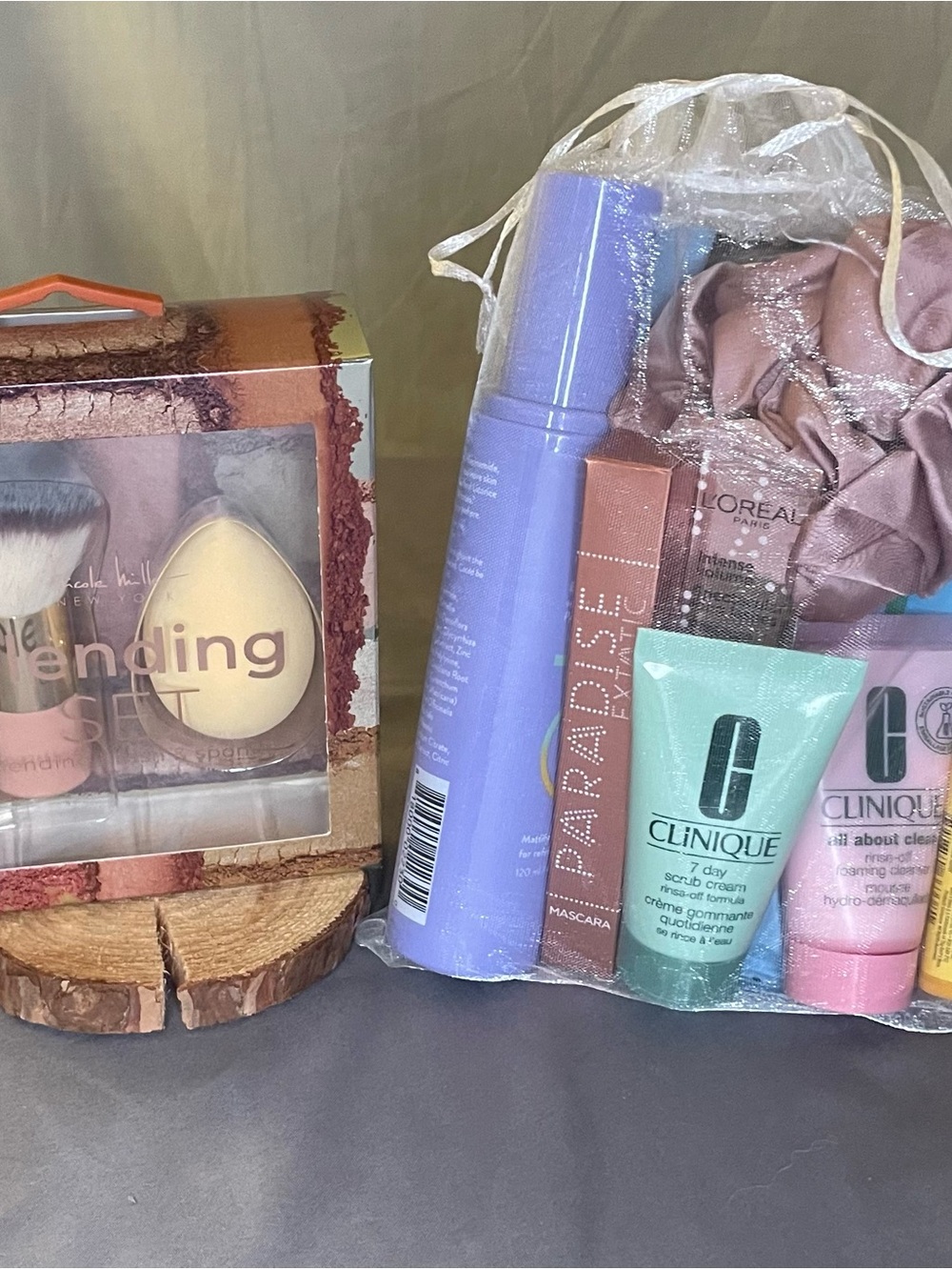 Face Care Skincare Set-Clinique, Mario Badescu, Neutrogena, Peach Slices, Loreal - Picture 9 of 9